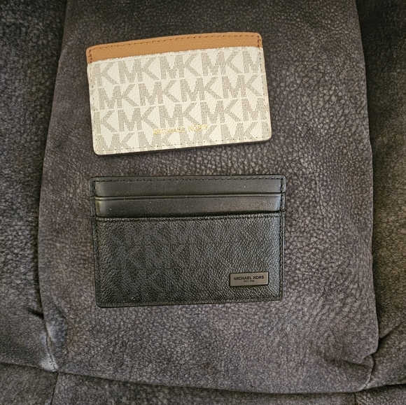 Michael Kors card cases - Picture 6 of 6